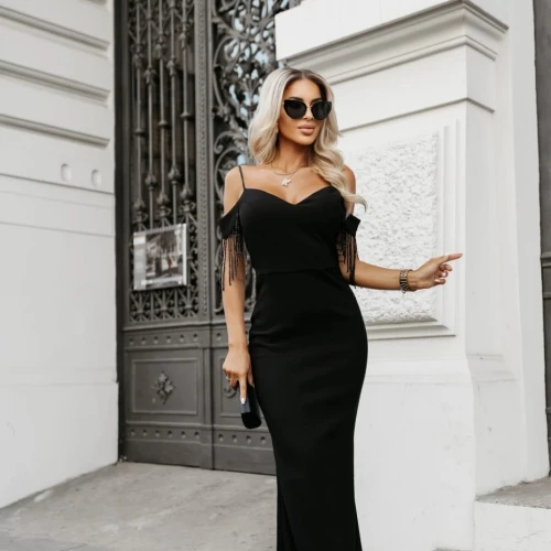 Olśniewające sukienki na andrzejki – zobacz topowe modele!