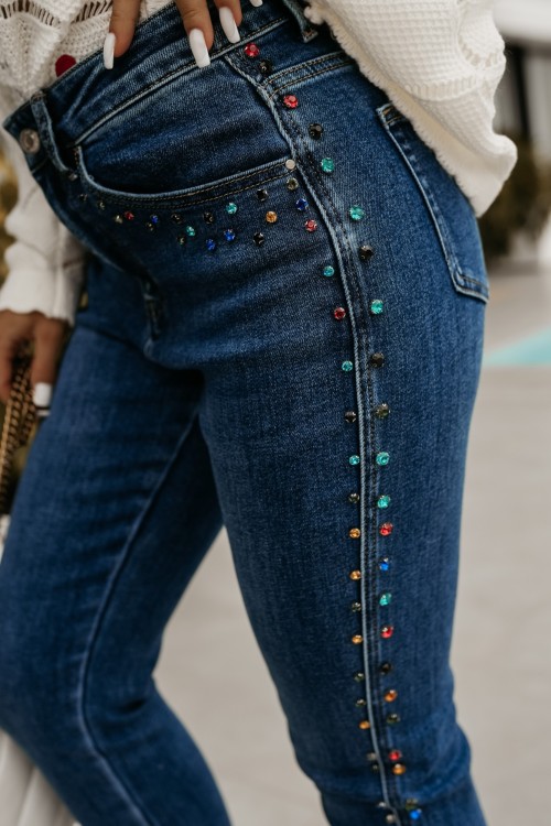 SPODNIE JEANSOWE ZDOBIONE CYRKONIAMI NA NOGAWKACH CIEMNY JEANS 1