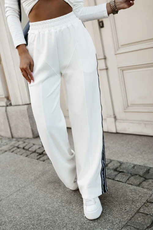 SPODNIE MATERIAŁOWE LOGOWANE BIAŁE 5