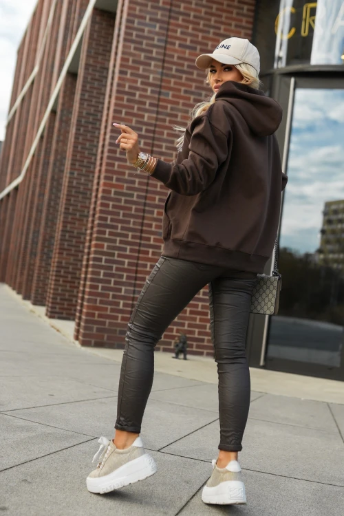 SPODNIE WOSKOWANE Z ASYMETRYCZNYM ZAPIĘCIEM CZEKOLADOWE 3