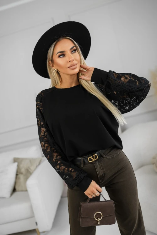 BLUZKA BAWEŁNIANA KYLIE Z KORONKOWYMI RĘKAWAMI CZARNA 3