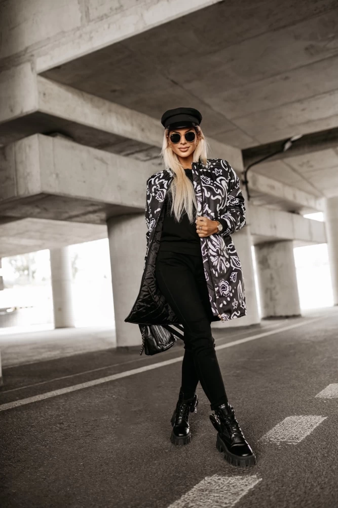 KURTKA PARKA BLANCHE CZARNO-BIAŁE KWIATY