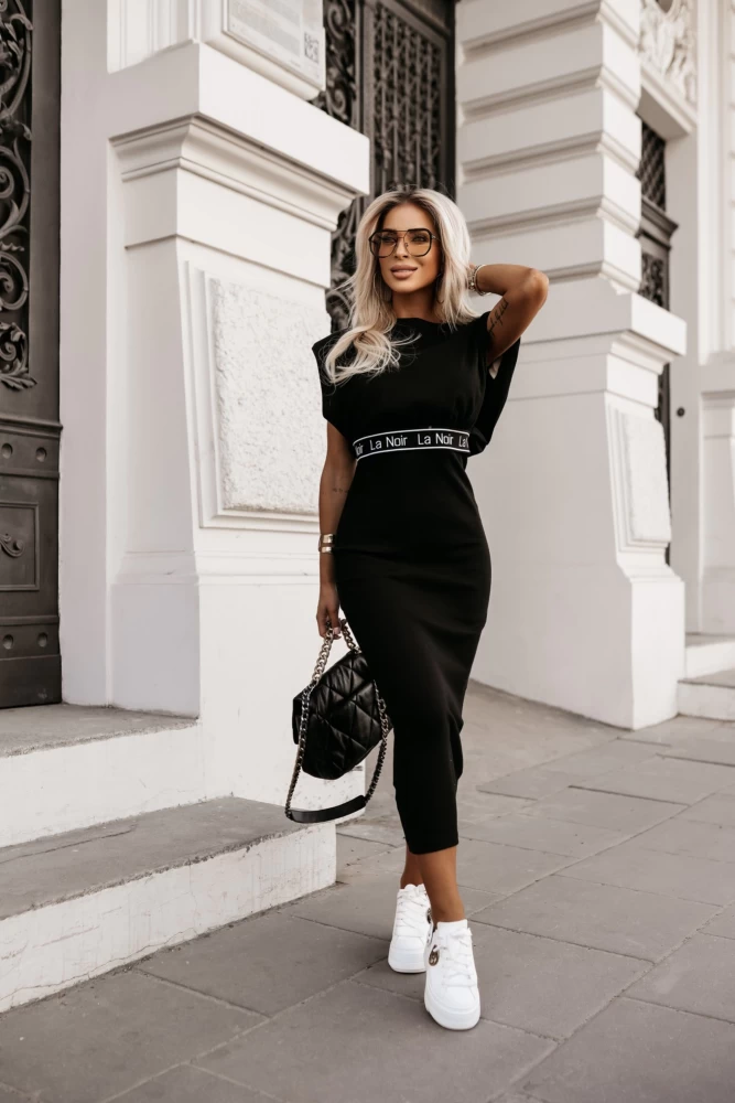 KOMPLET NOIR Z PRĄŻKOWANEGO MATERIAŁU SUKIENKA + TOP CZARNY