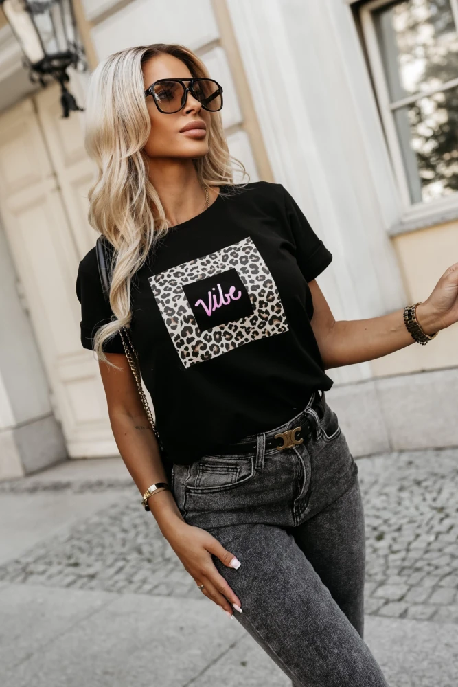 T-SHIRT Z PANTERKOWYM NADRUKIEM VIBE CZARNY