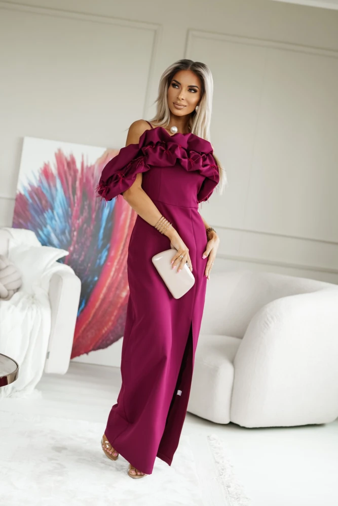 SUKIENKA MAXI DIANA ZDOBIONA PIÓRAMI BORDOWA