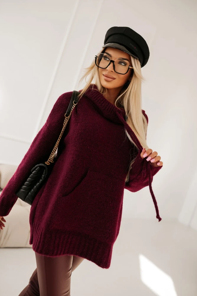 SWETER Z KAPTUREM KANGURKA Z WEŁNĄ BURGUDNOWY