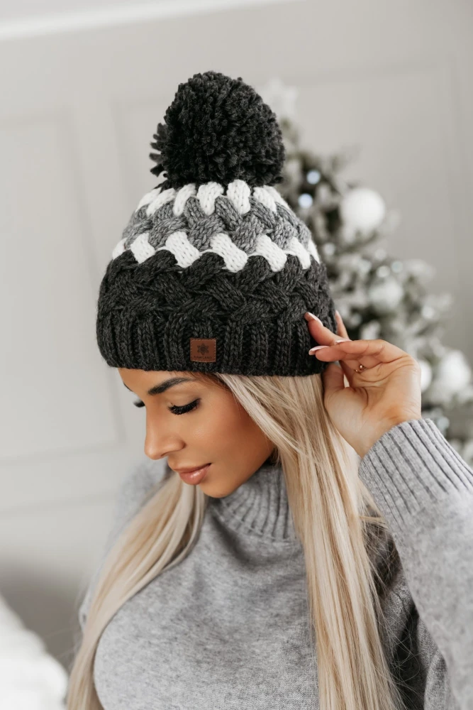 CZAPKA TORNADO NA POLARZE WEŁNIANA STRONG