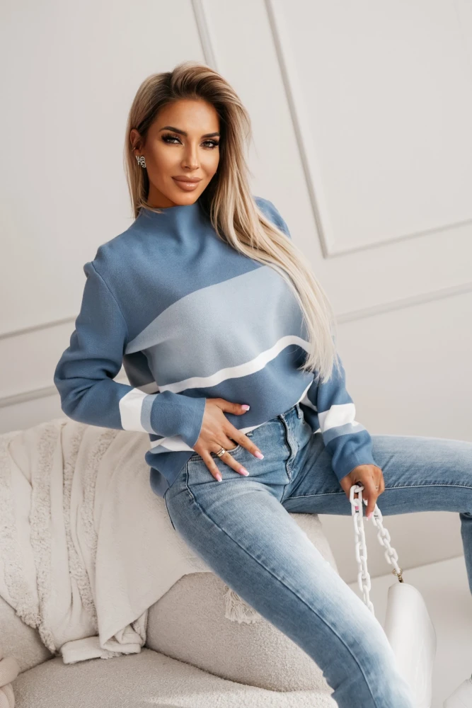 SWETER DOLCE O KROJU OVERSIZE W PASKI NIEBIESKO-BŁĘKITNY