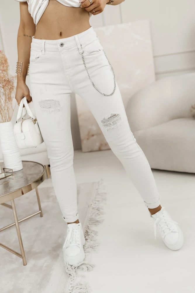 SPODNIE JEANSOWE TYPU SKINNY Z DZIURAMI I OZDOBNYM ŁAŃCUSZKIEM BEŻOWE