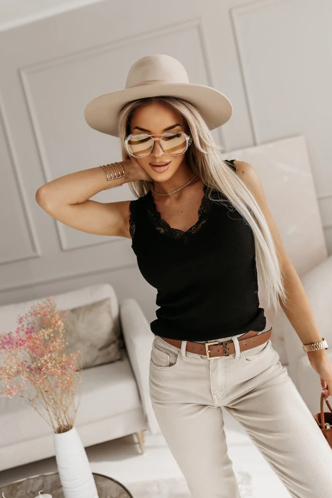 TOP TUNIS Z PRĄŻKOWANEGO MATERIAŁU Z KORONKĄ CZARNY