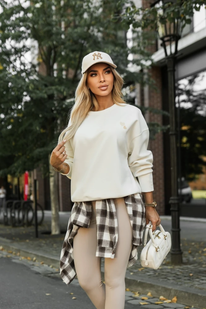 BLUZA DRESOWA BAWEŁNIANA LOVELY Z HAFTOWANYMI SERDUSZKAMI ECRU