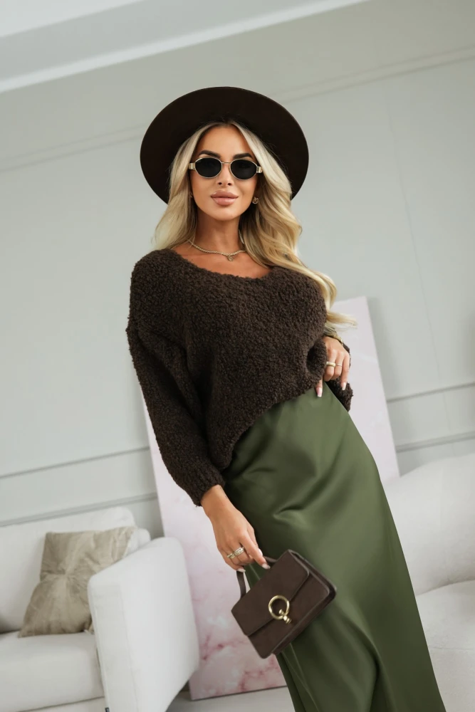 SWETER BARANEK Z WEŁNĄ Z DEKOLTEM V CZEKOLADOWY