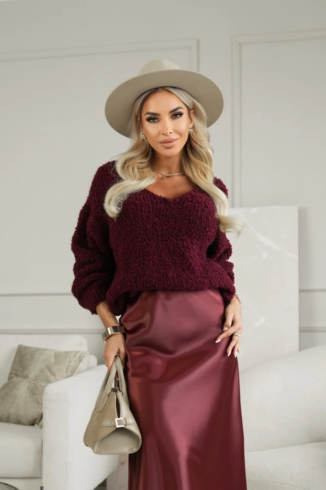 SWETER BARANEK Z WEŁNĄ Z DEKOLTEM V BURGUNDOWY