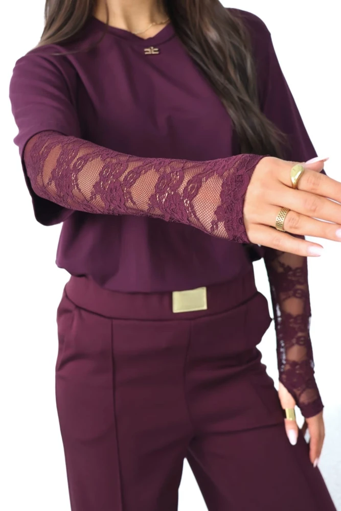 BLUZKA BASIC BAWEŁNIANA Z KORONKOWYMI RĘKAWAMI JAGODOWA