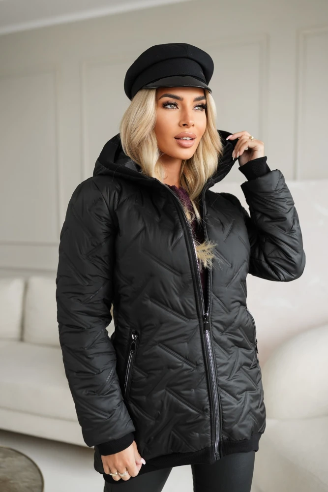 KURTKA PIKOWANA Z KAPTUREM ASYMETRYCZNA CZARNA