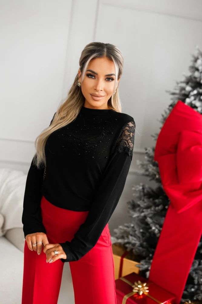 BLUZKA BASIC ZDOBIONA BIŻUTERYJNYMI ELEMANETAMI I SIATECZKĄ CZARNA