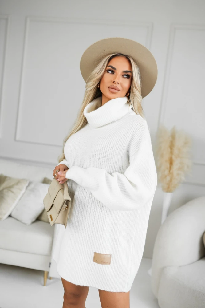 SWETER CHOCCO Z DUŻYM GOLFEM Z WEŁNĄ ECRU