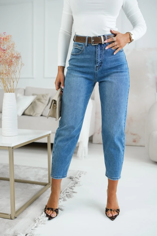SPODNIE JEANSOWE MOM FIT Z PASKIEM W KOMPLECIE NIEBIESKI JEANS