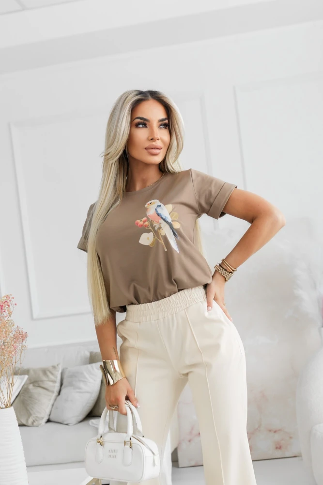 T-SHIRT BAWEŁNIANY Z MOTYWEM PAPUGI MOKKA