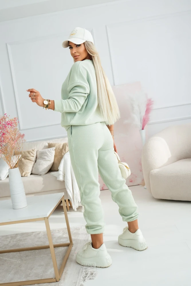 KOMPLET DRESOWY BAWEŁNIANY Z PRĄŻKOWANEGO MATERIAŁU BLUZA + SPODNIE PISTACJOWY